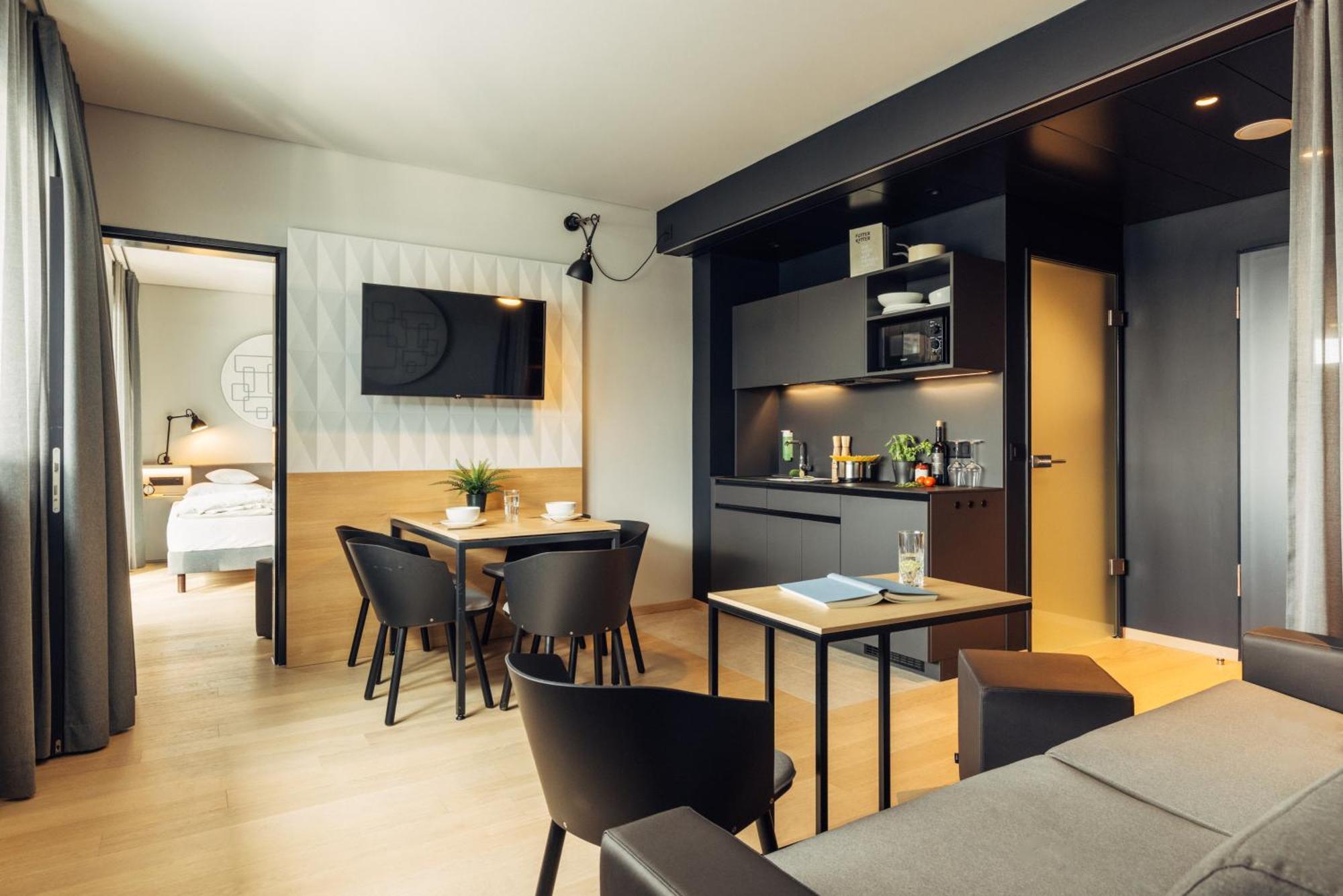 שפרייטנבאך Harry'S Home Zuerich-Limmattal מראה חיצוני תמונה